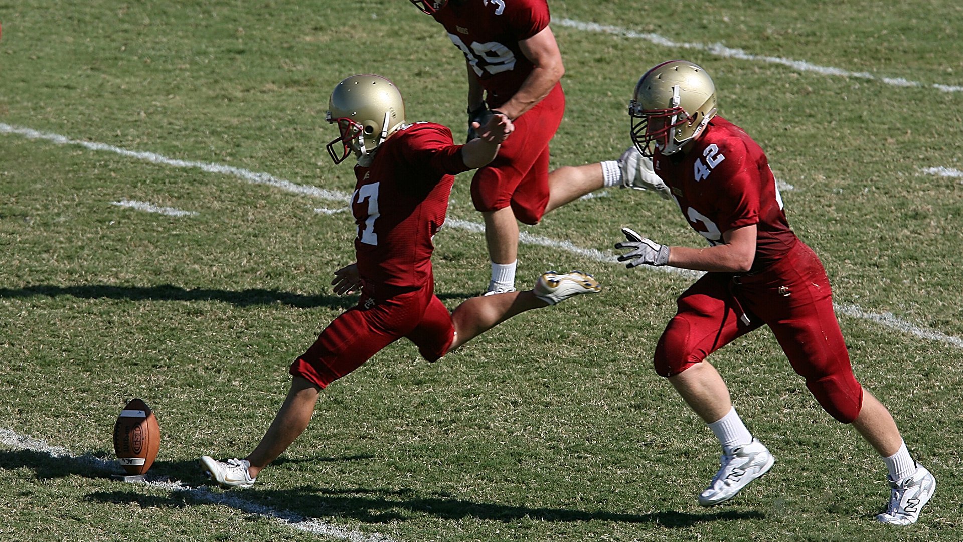 开云体育登录网站入口-退役球星专访：他们的足球故事与人生感悟，足球球星退役经典语句
